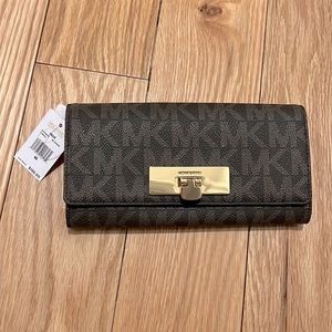 Brand new Michael Kors